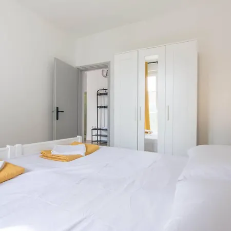 Nia - Dream Vacation In Biograd Biograd Na Moru