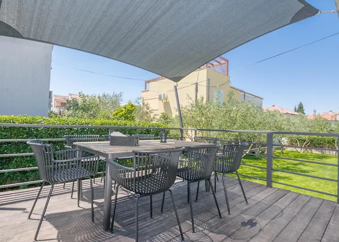 Nia - Dream Vacation In Biograd Apartman