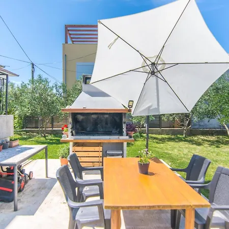 Nia - Dream Vacation In Biograd Apartman Biograd na Moru