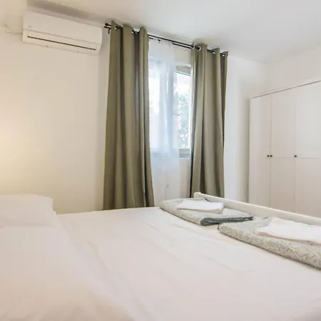 Nia - Dream Vacation In Biograd Apartman Biograd na Moru
