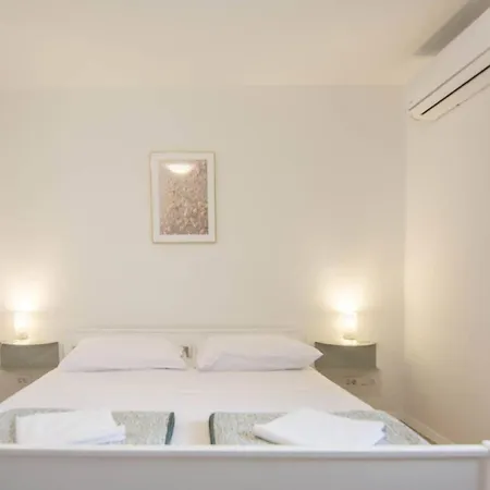 Nia - Dream Vacation In Biograd Apartman *