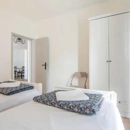 Nia - Dream Vacation In Biograd *