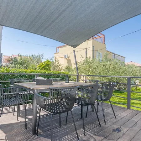 Nia - Dream Vacation In Biograd Apartman