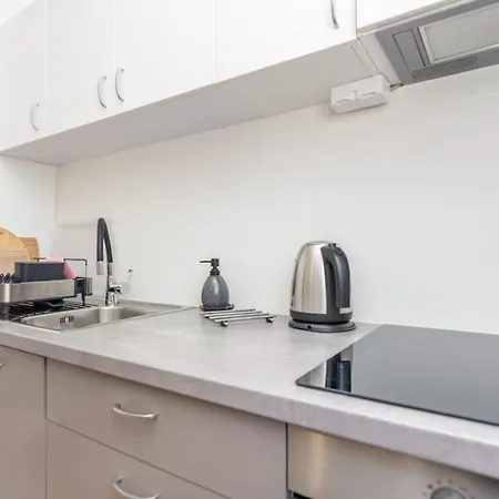 Nia - Dream Vacation In Biograd Apartamento *