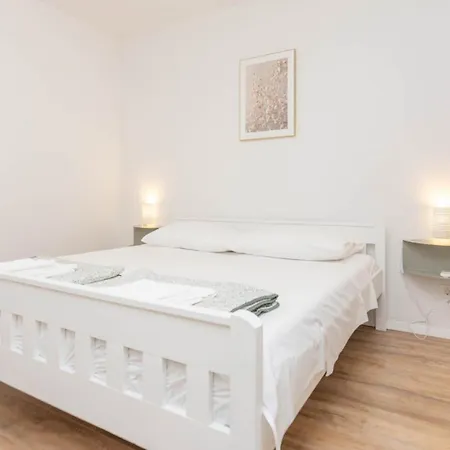 Apartamento Nia - Dream Vacation In Biograd Biograd Na Moru
