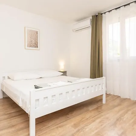 Apartamento Nia - Dream Vacation In Biograd