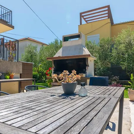 Nia - Dream Vacation In Biograd *