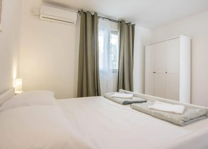 Nia - Dream Vacation In Biograd 아파트 비오그라드나모루