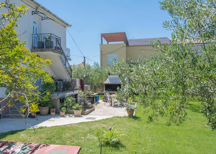 아파트 Nia - Dream Vacation In Biograd 비오그라드나모루
